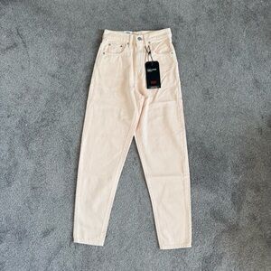 NWT Levi’s high-rise loose jeans